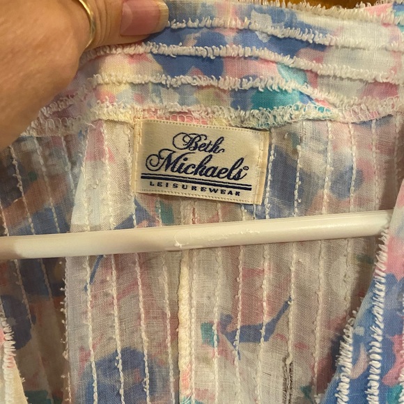 Ladies “BETH MICHAELS” leisureware robe or beach coverup - Picture 3 of 3